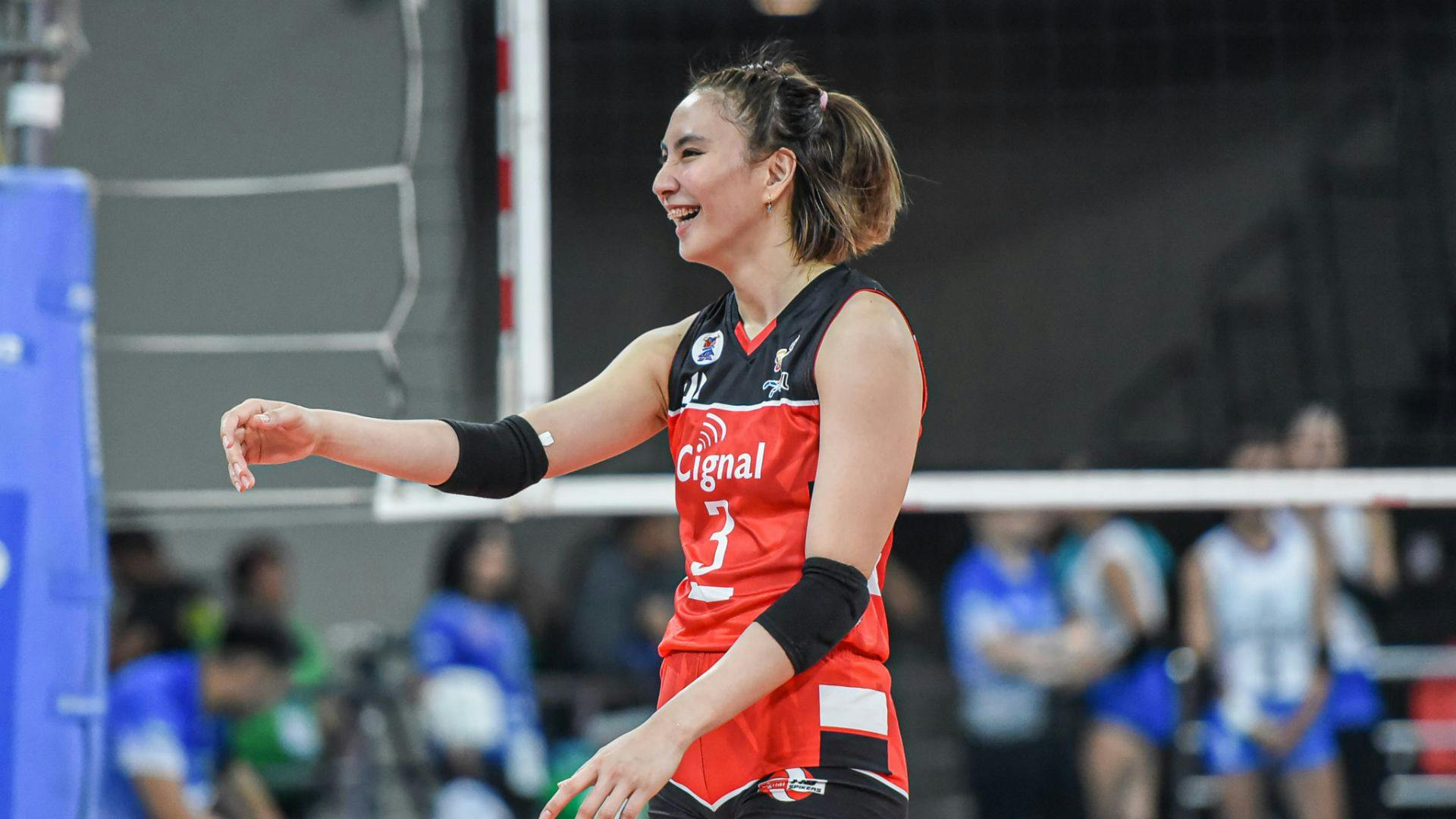 Rachel Anne Daquis makes PVL return with Farm Fresh Foxies